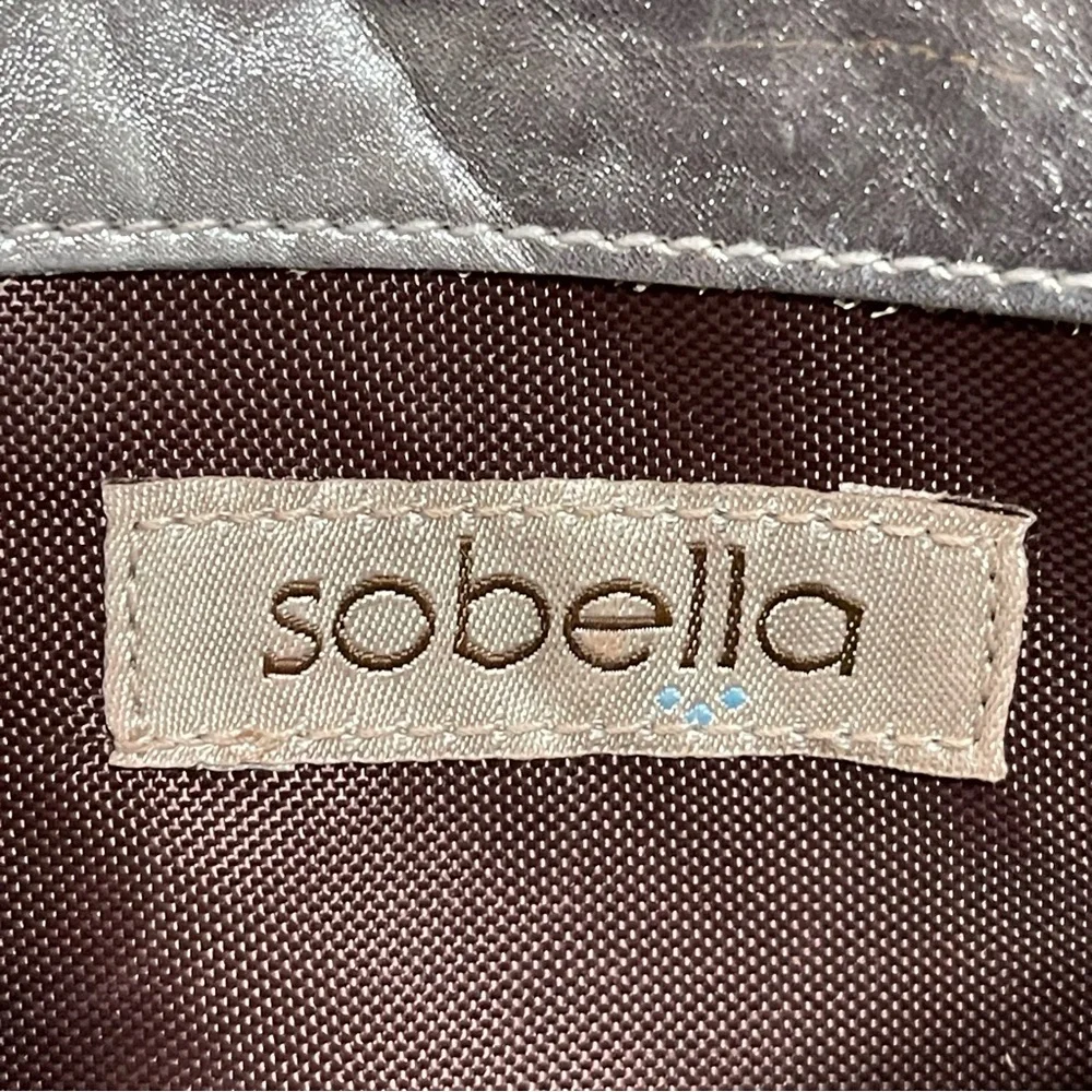 Sobella Silver Metallic Leather Clutch Cocktail Party Wedding Prom Minimalist
